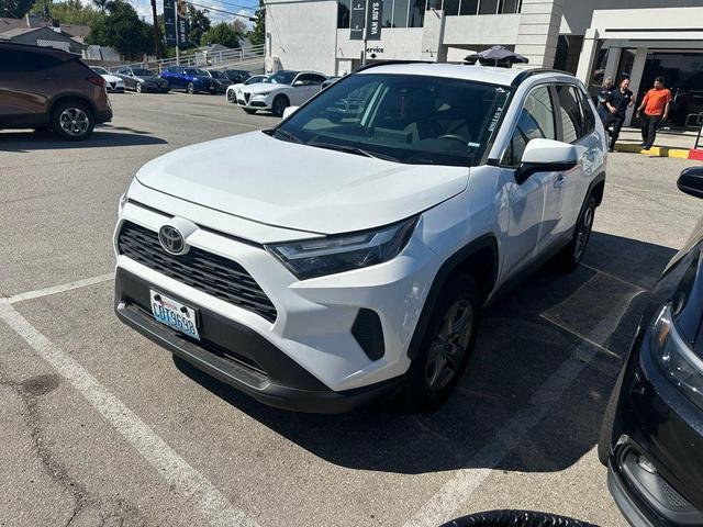 Photo of 2022 White Toyota RAV4
