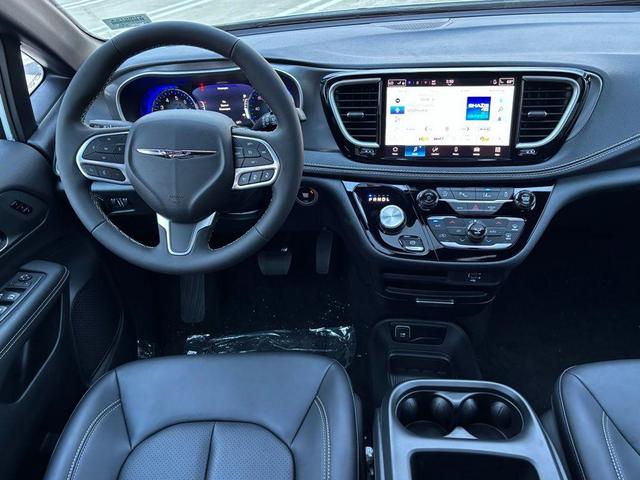Photo of 2026 Pw7 Chrysler Pacifica
