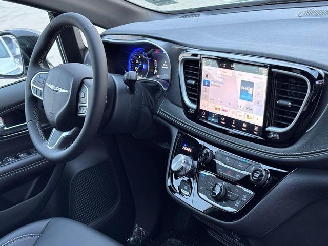Photo of 2026 Pw7 Chrysler Pacifica
