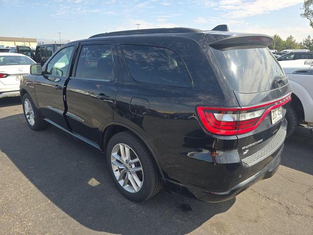 Photo of 2023 DB Black Crystal Clearcoat Dodge Durango