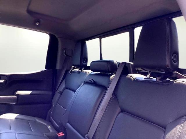 Photo of 2021 Silver Ice Metallic Chevrolet Silverado 1500