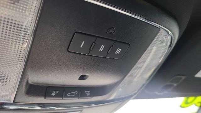Photo of 2020 Gray Jeep Grand Cherokee