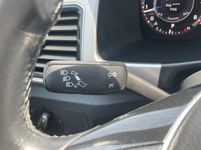 Photo of 2019 Tourmaline Blue Metallic Volkswagen Atlas