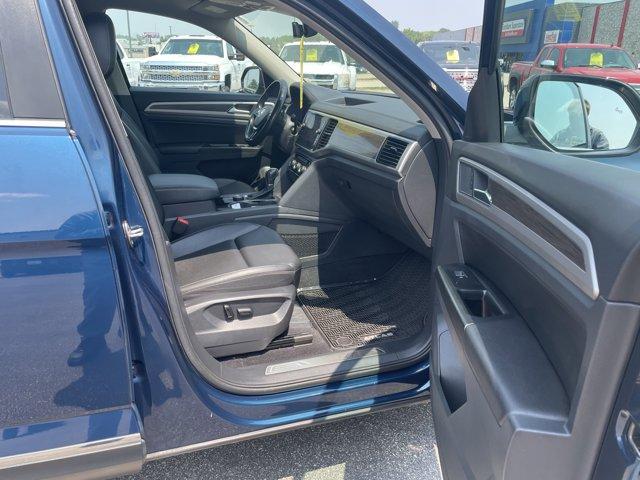 Photo of 2019 Tourmaline Blue Metallic Volkswagen Atlas