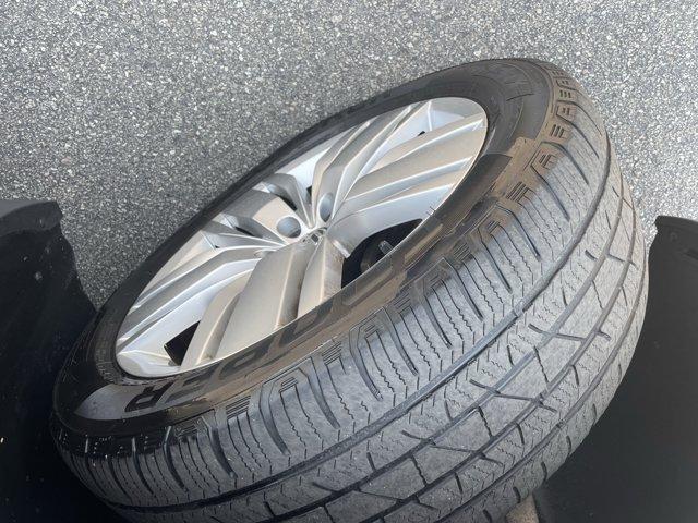 Photo of 2019 Tourmaline Blue Metallic Volkswagen Atlas