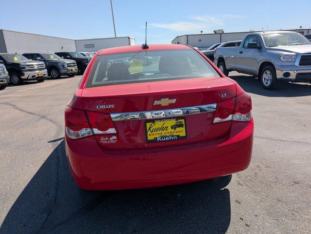 Photo of 2015 Red Chevrolet Cruze