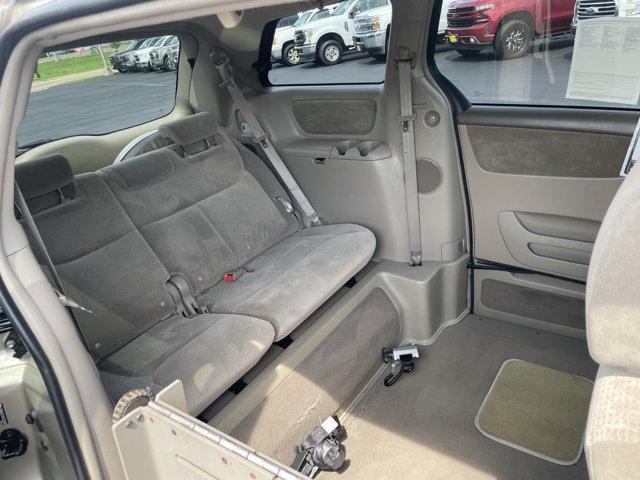 Photo of 2010 Desert Sand Mica Toyota Sienna