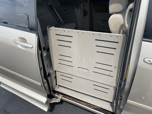Photo of 2010 Desert Sand Mica Toyota Sienna