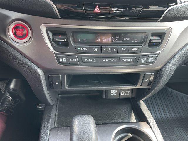 Photo of 2019 Crystal Black Pearl Honda Pilot