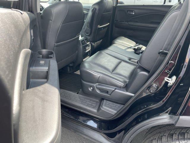 Photo of 2019 Crystal Black Pearl Honda Pilot