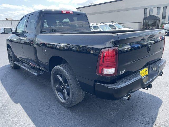 Photo of 2014 Black Clearcoat RAM 1500