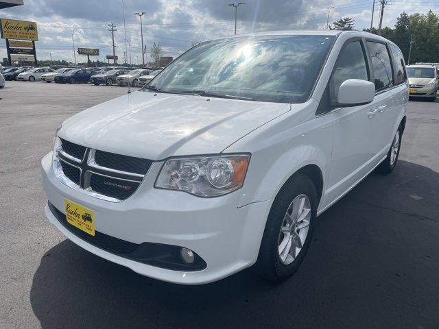 Photo of 2019 White Knuckle Clearcoat Dodge Grand Caravan