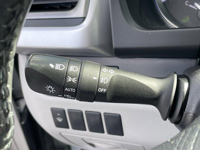 Photo of 2017 Celestial Silver Metallic Toyota Highlander