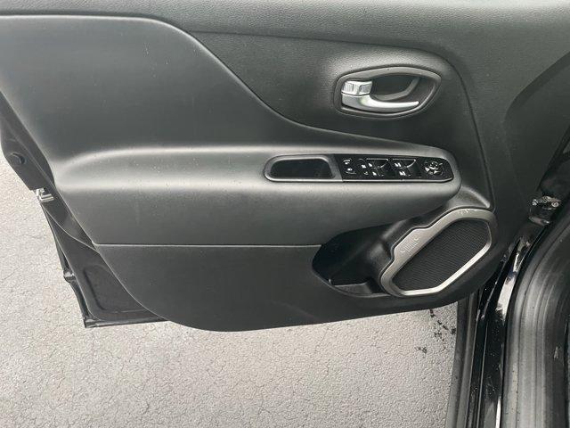 Photo of 2022 Black Clearcoat Jeep Renegade