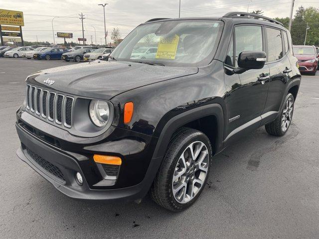 Photo of 2022 Black Clearcoat Jeep Renegade