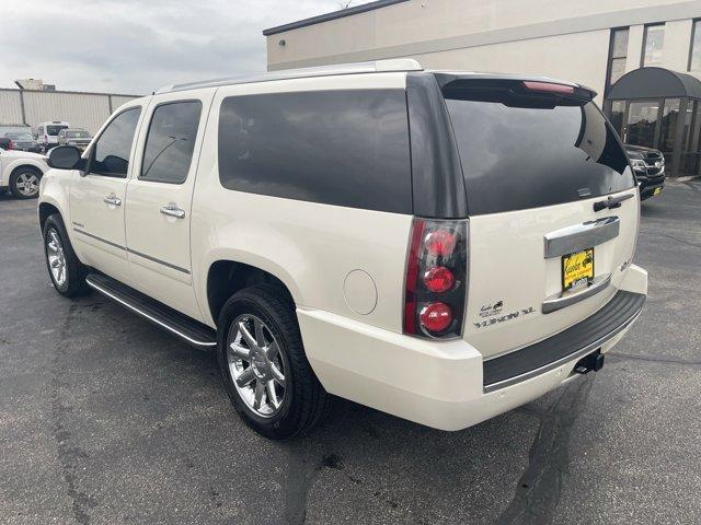 Photo of 2014 White Diamond Tri-Coat GMC Yukon XL