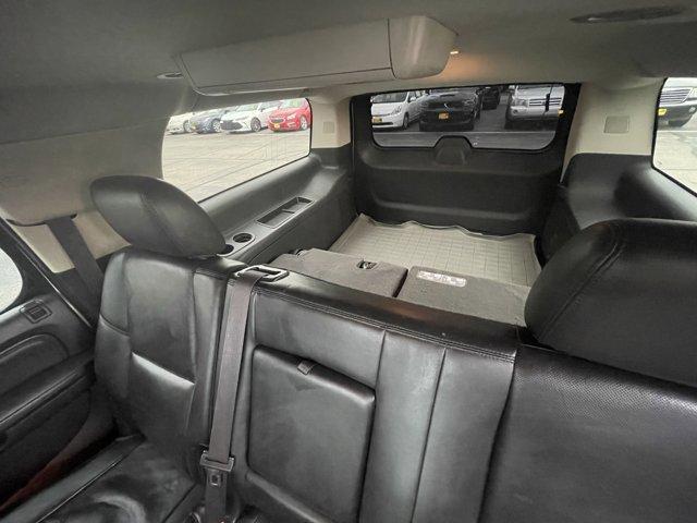 Photo of 2014 White Diamond Tri-Coat GMC Yukon XL
