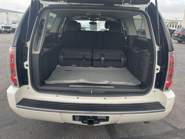 Photo of 2014 White Diamond Tri-Coat GMC Yukon XL