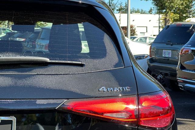 Photo of 2025 Black Mercedes-Benz GLC 300
