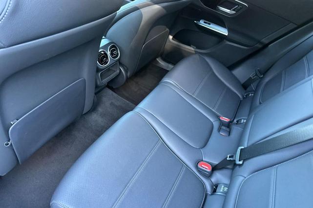 Photo of 2025 Black Mercedes-Benz GLC 300