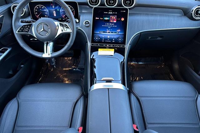 Photo of 2025 Black Mercedes-Benz GLC 300