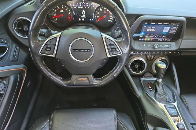 Photo of 2022 Summit White Chevrolet Camaro