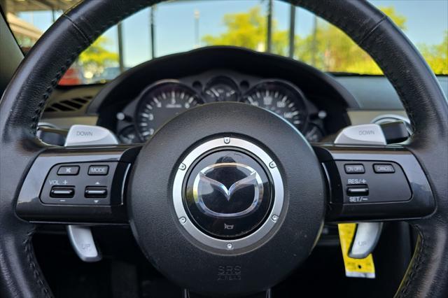 Photo of 2013 Liquid Silver Metallic Mazda MX-5 Miata