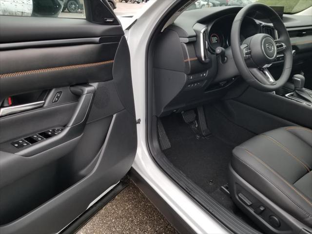 Photo of 2025 Wind Chill Pearl Mazda CX-50 Hybrid