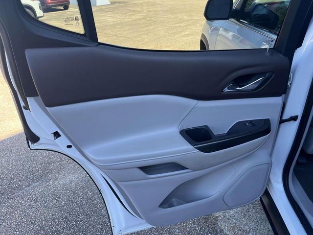Photo of 2019 White Frost Tricoat GMC Acadia