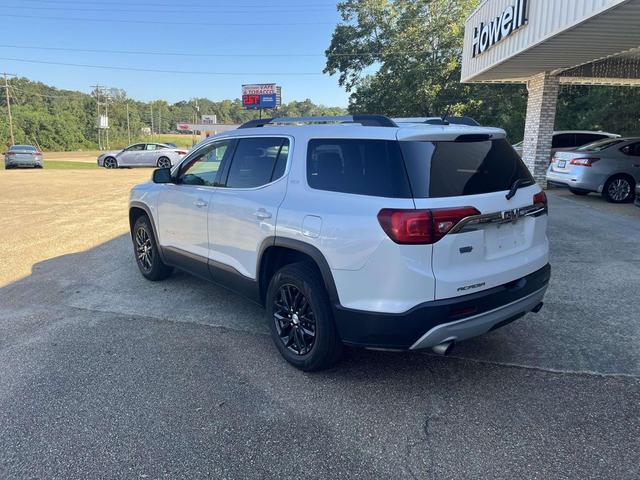 Photo of 2019 White Frost Tricoat GMC Acadia