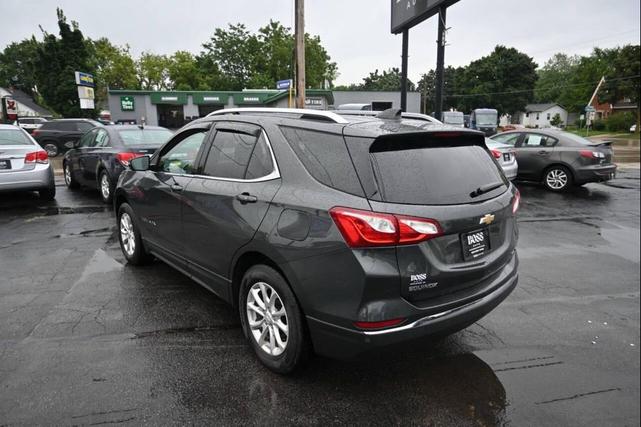 Photo of 2018 Gray Chevrolet Equinox