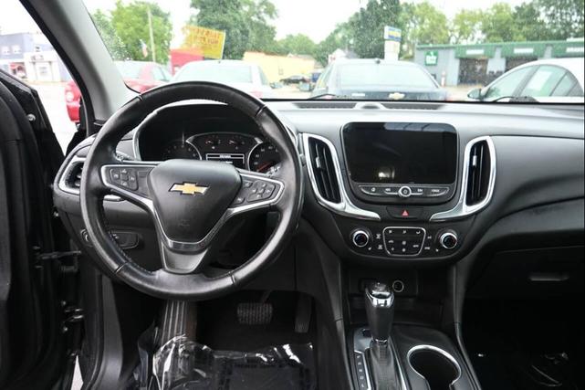 Photo of 2018 Gray Chevrolet Equinox