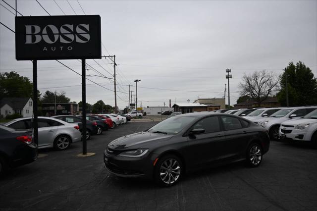 2015 Chrysler 200