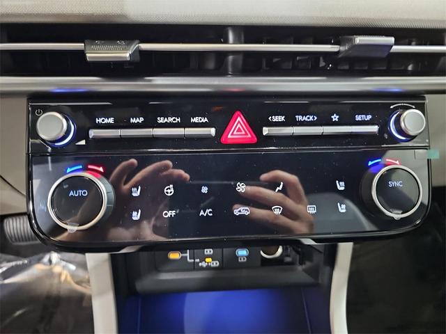 Photo of 2025 Ecotronic Gray Hyundai TUCSON