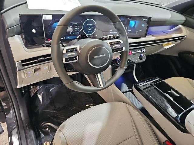 Photo of 2025 Ecotronic Gray Hyundai TUCSON