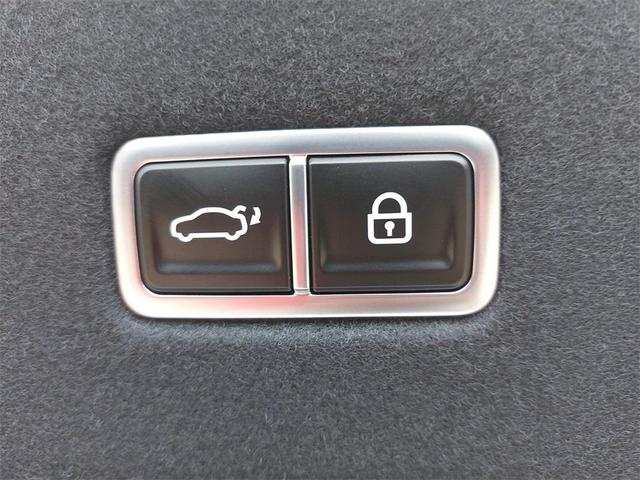 Photo of 2025 Serenity White Hyundai IONIQ 6