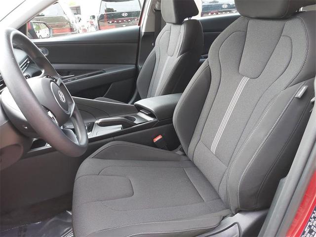 Photo of 2025 Ultimate Red Hyundai ELANTRA