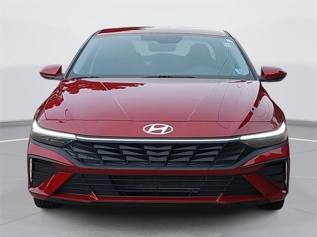 Photo of 2025 Ultimate Red Hyundai ELANTRA