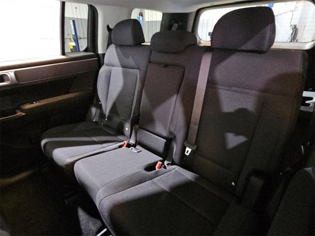 Photo of 2026 Ecotronic Gray Hyundai SANTA FE