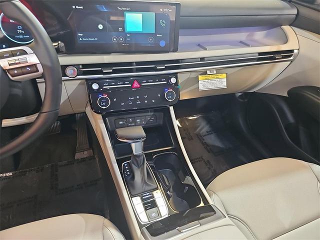 Photo of 2025 Phantom Black Hyundai TUCSON