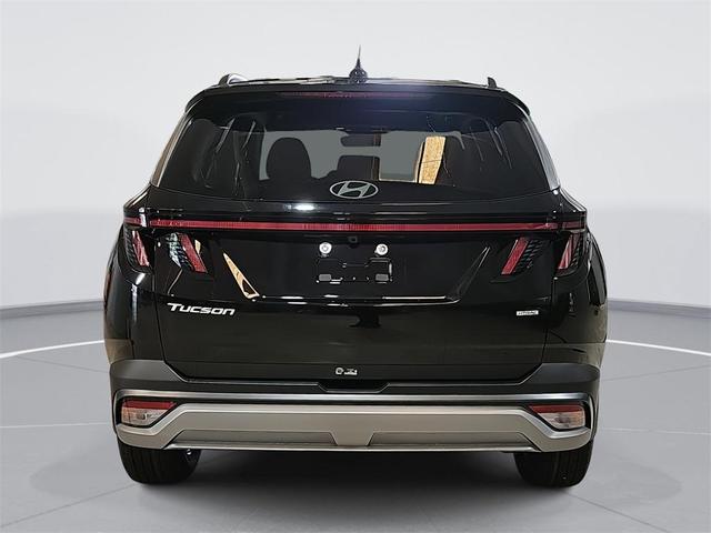 Photo of 2025 Phantom Black Hyundai TUCSON