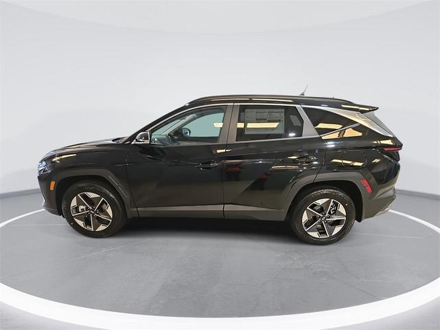 Photo of 2025 Phantom Black Hyundai TUCSON