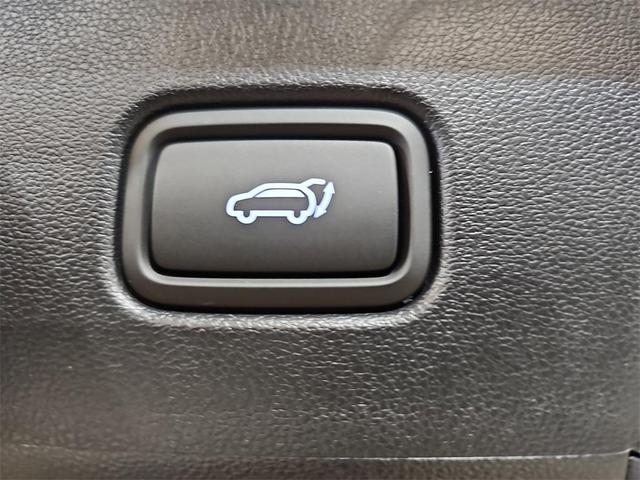 Photo of 2025 Phantom Black Hyundai TUCSON