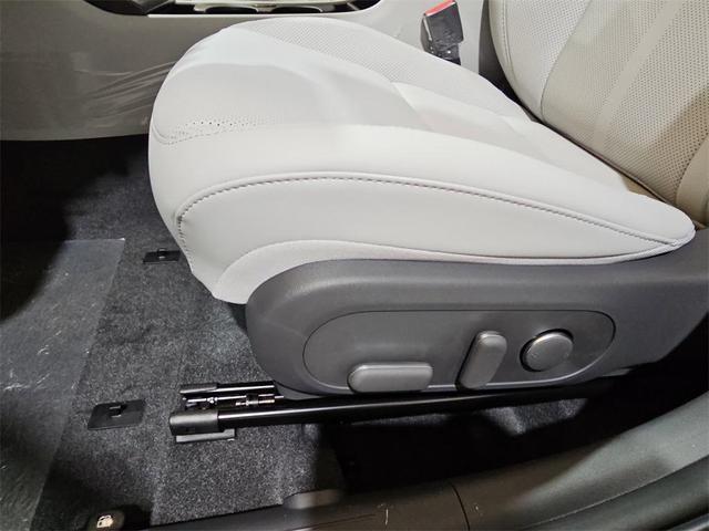 Photo of 2026 Cyber Gray Metallic Hyundai KONA