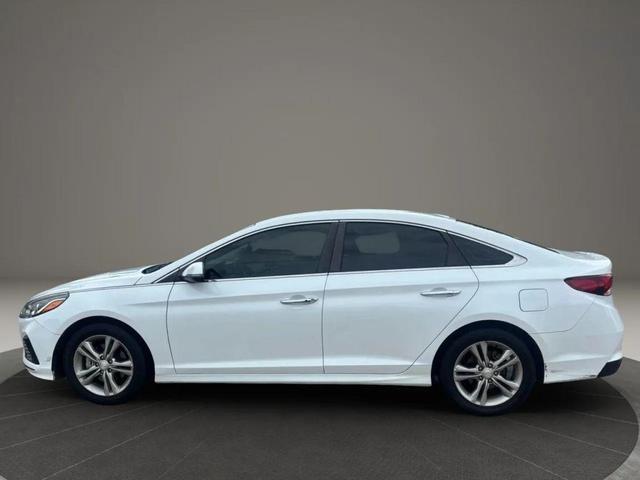 Photo of 2019 Quartz White Pearl Hyundai SONATA