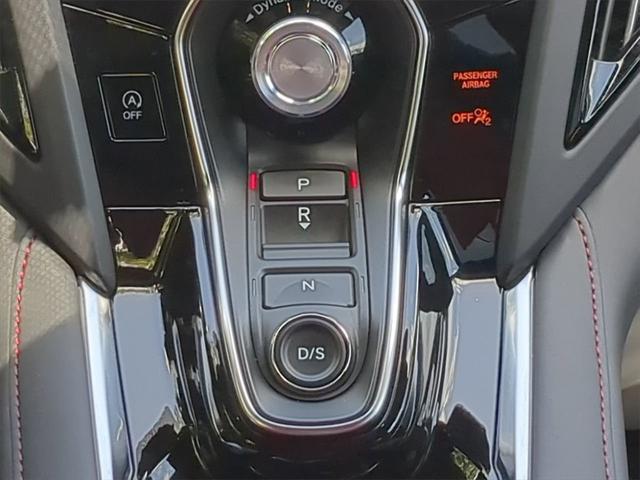 Photo of 2025 Platinum White Pearl Acura RDX
