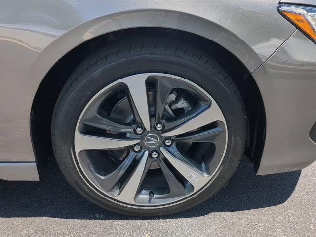Photo of 2025 Liquid Carbon Metallic Acura TLX