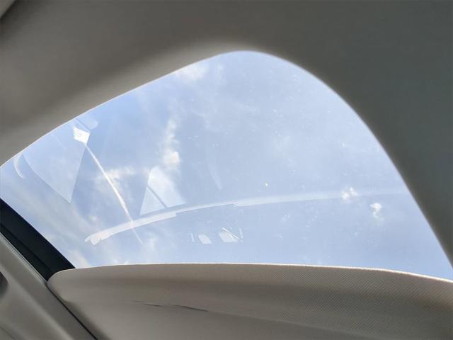 Photo of 2025 Liquid Carbon Metallic Acura TLX