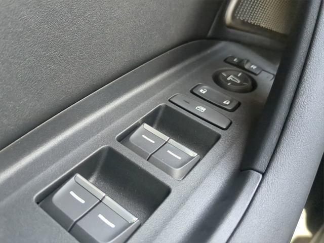 Photo of 2025 Liquid Carbon Metallic Acura TLX