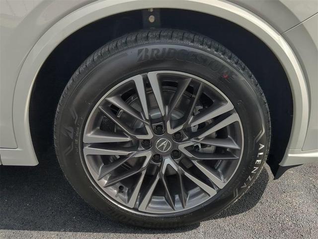 Photo of 2026 Platinum White Pearl Acura MDX